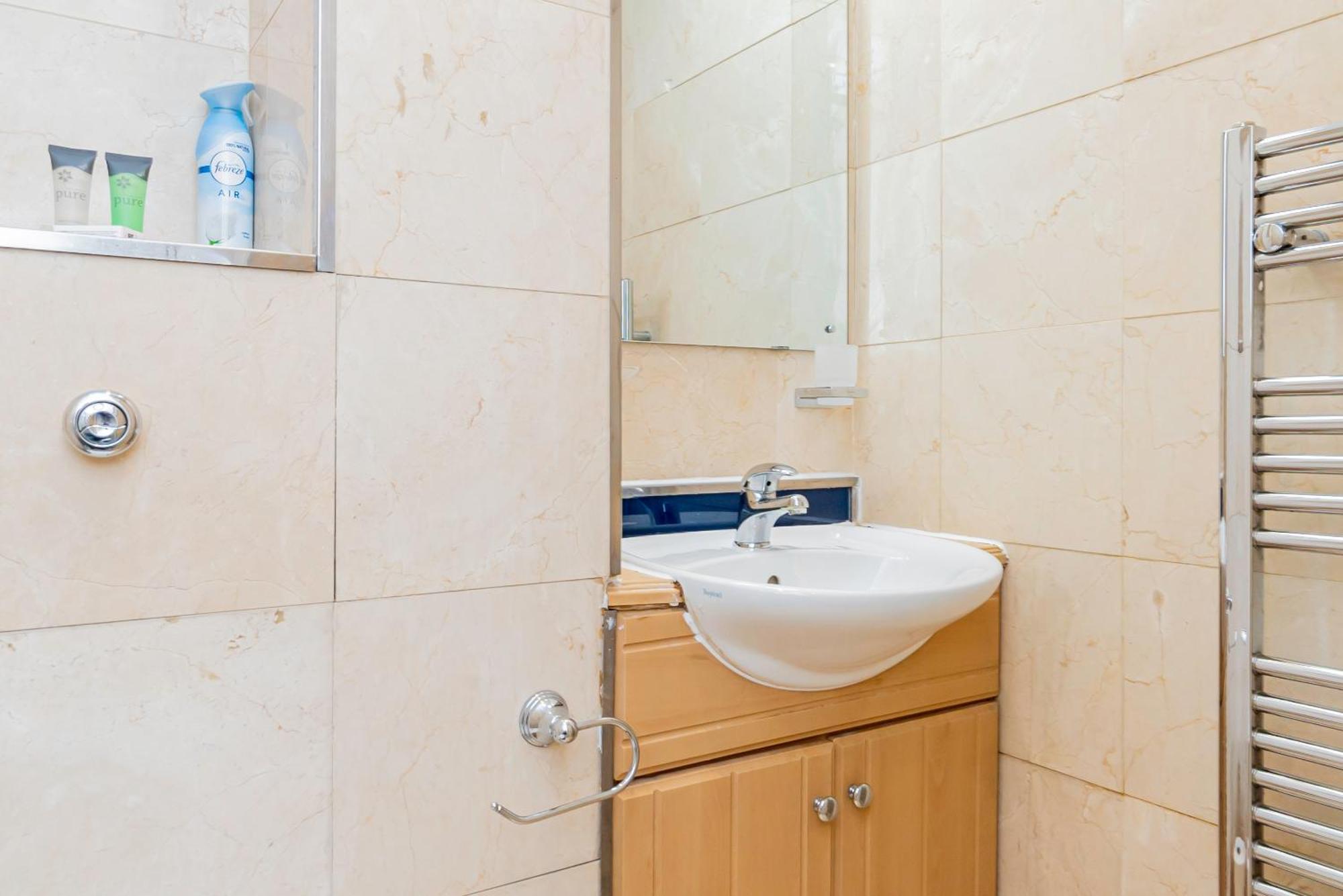 Apartment Chic 2 Bedrooms 2 Bathrooms At Kensington *