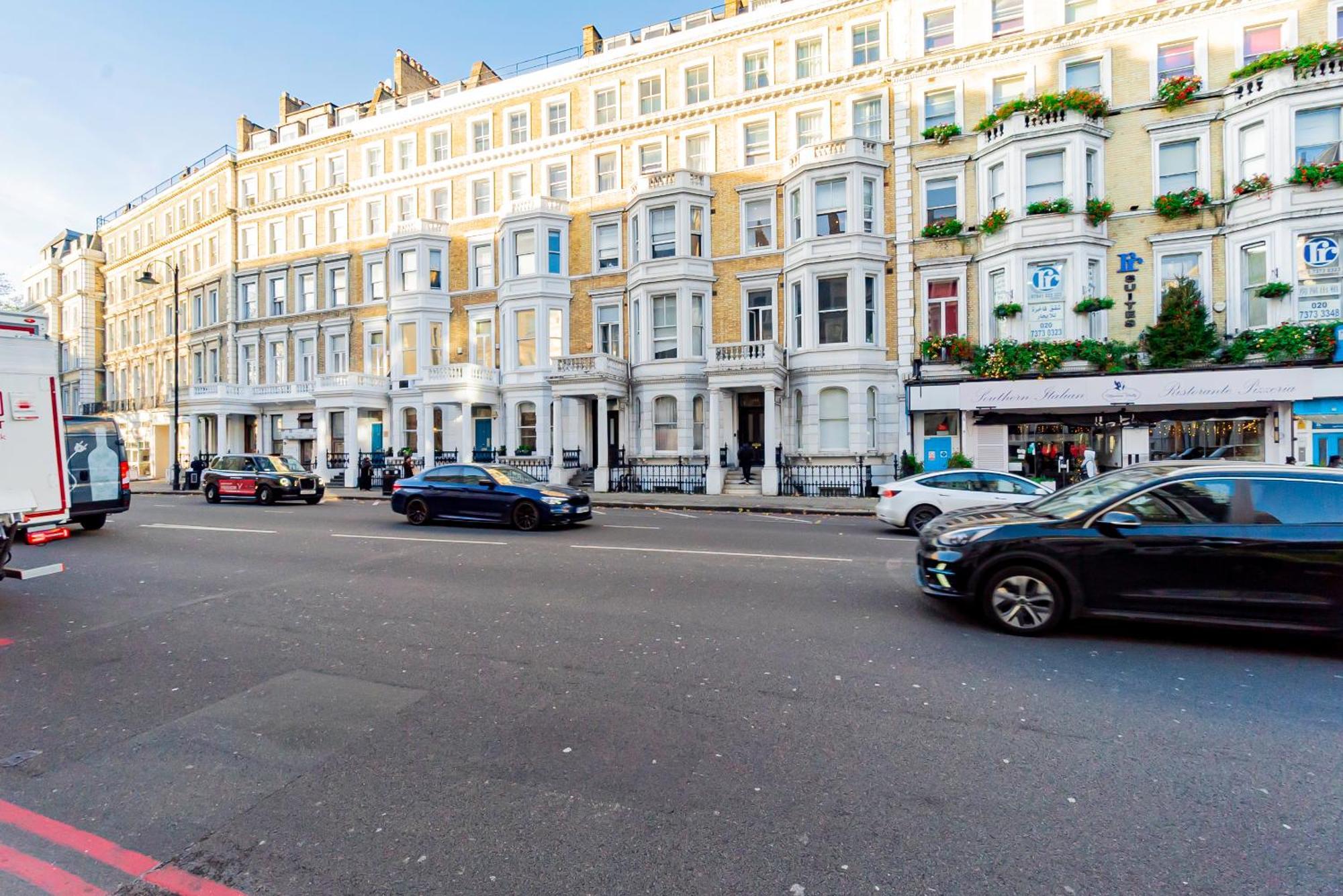 Apartment Chic 2 Bedrooms 2 Bathrooms At Kensington