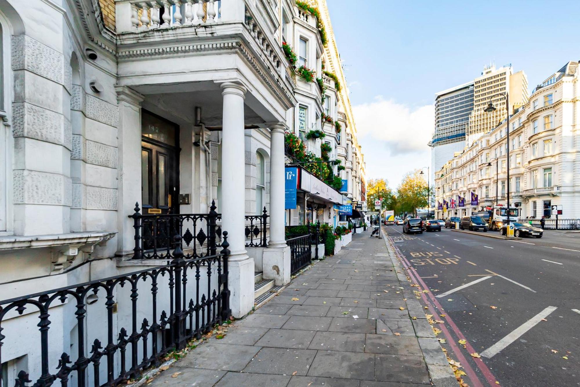 Apartment Chic 2 Bedrooms 2 Bathrooms At Kensington *