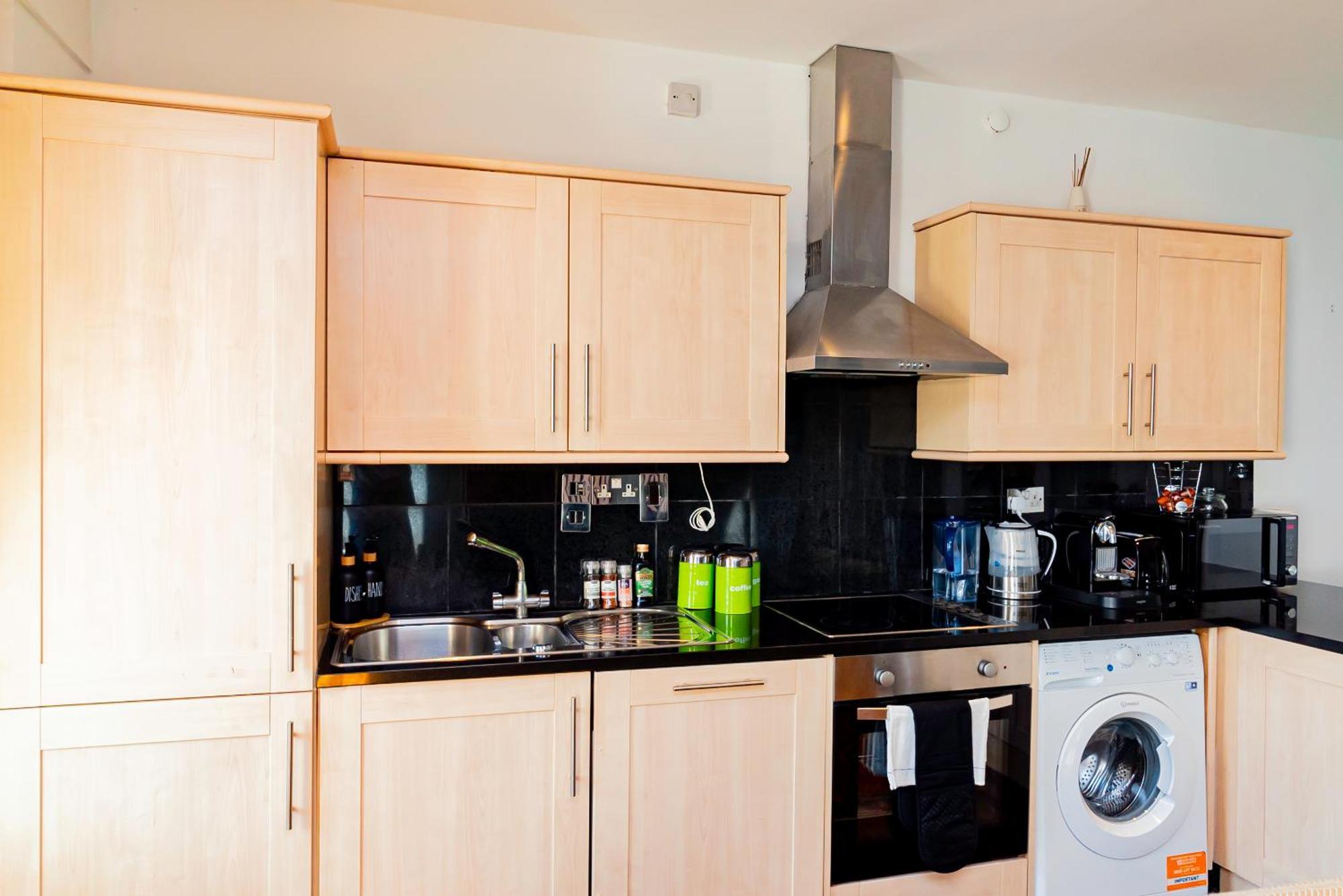 Apartment Chic 2 Bedrooms 2 Bathrooms At Kensington