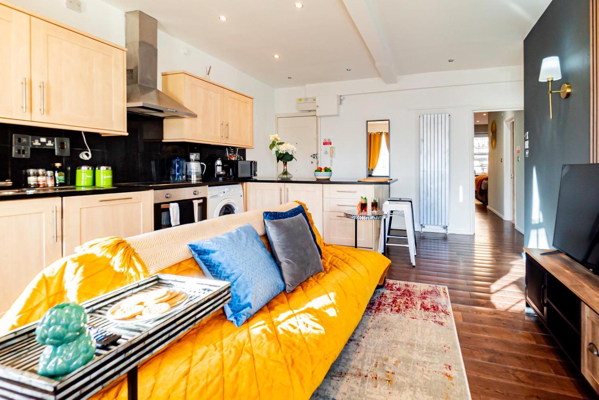 Apartment Chic 2 Bedrooms 2 Bathrooms At Kensington