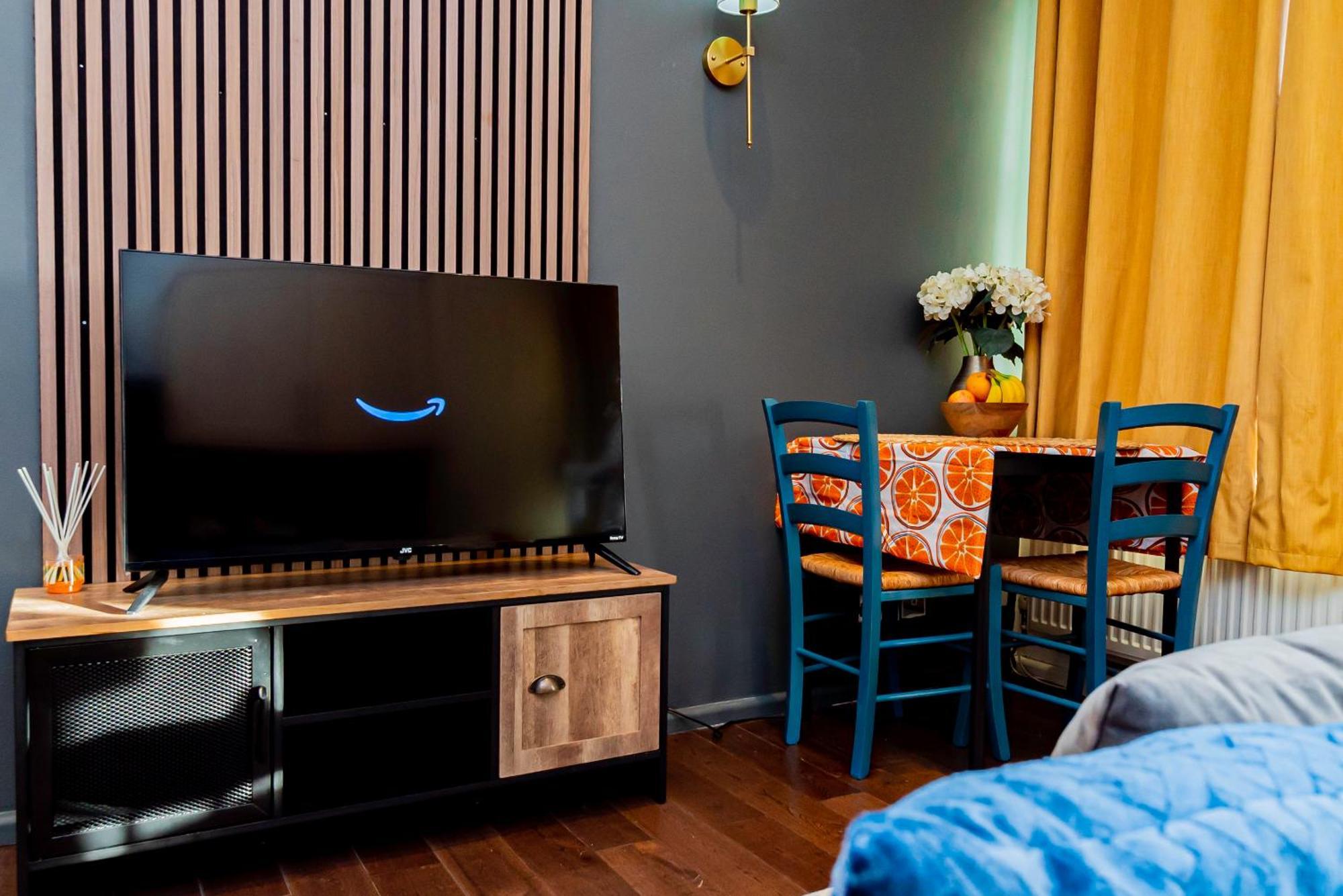 Chic 2 Bedrooms 2 Bathrooms At Kensington Apartment London