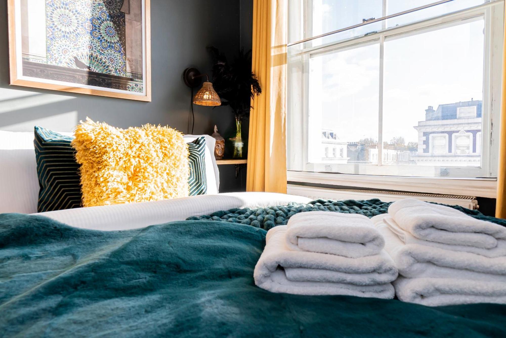 Chic 2 Bedrooms 2 Bathrooms At Kensington Apartment London