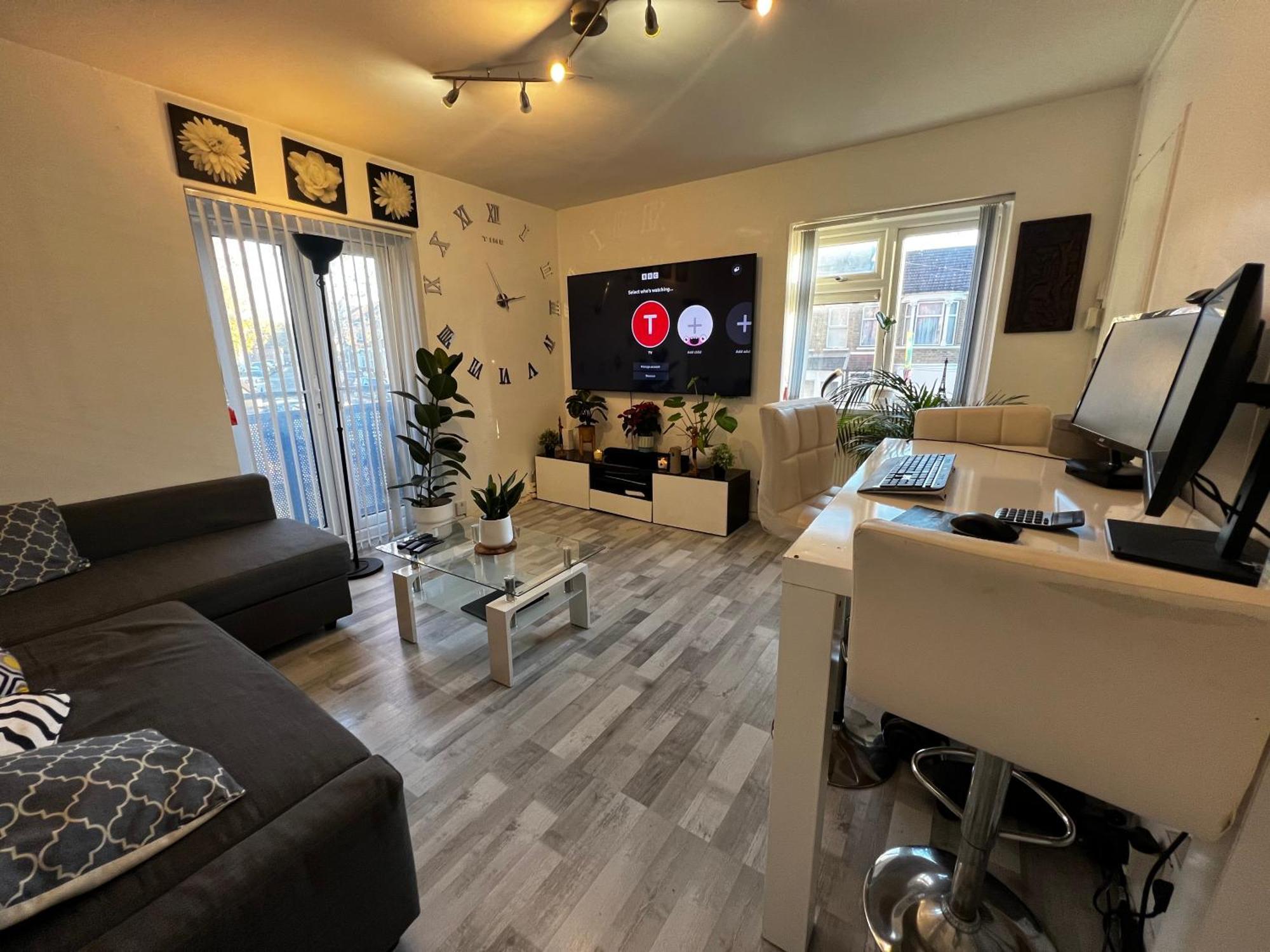 Apartamento 1-bed Flat With Fast Wi-fi In Prime Location 15mins From *