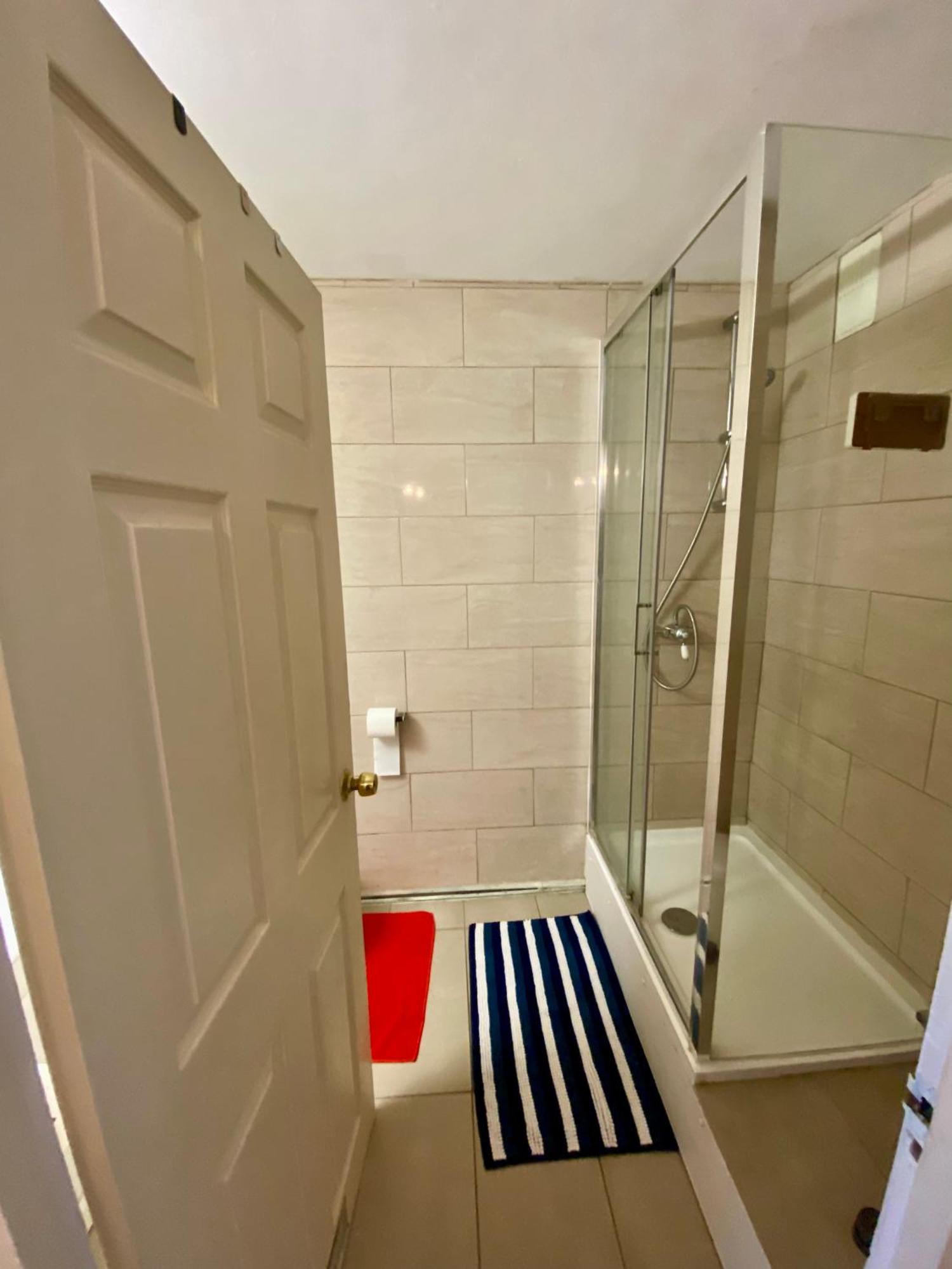3 Bedroom Flat, Oxford Circus, W1w Apartment London