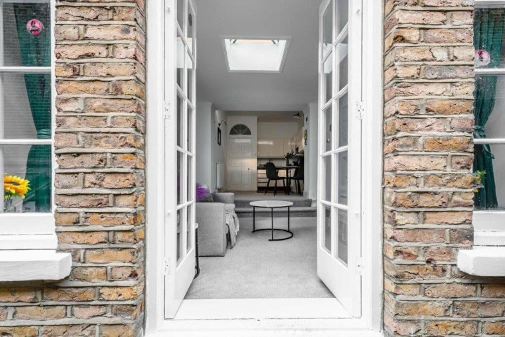 Liverpool Street Apartamento *