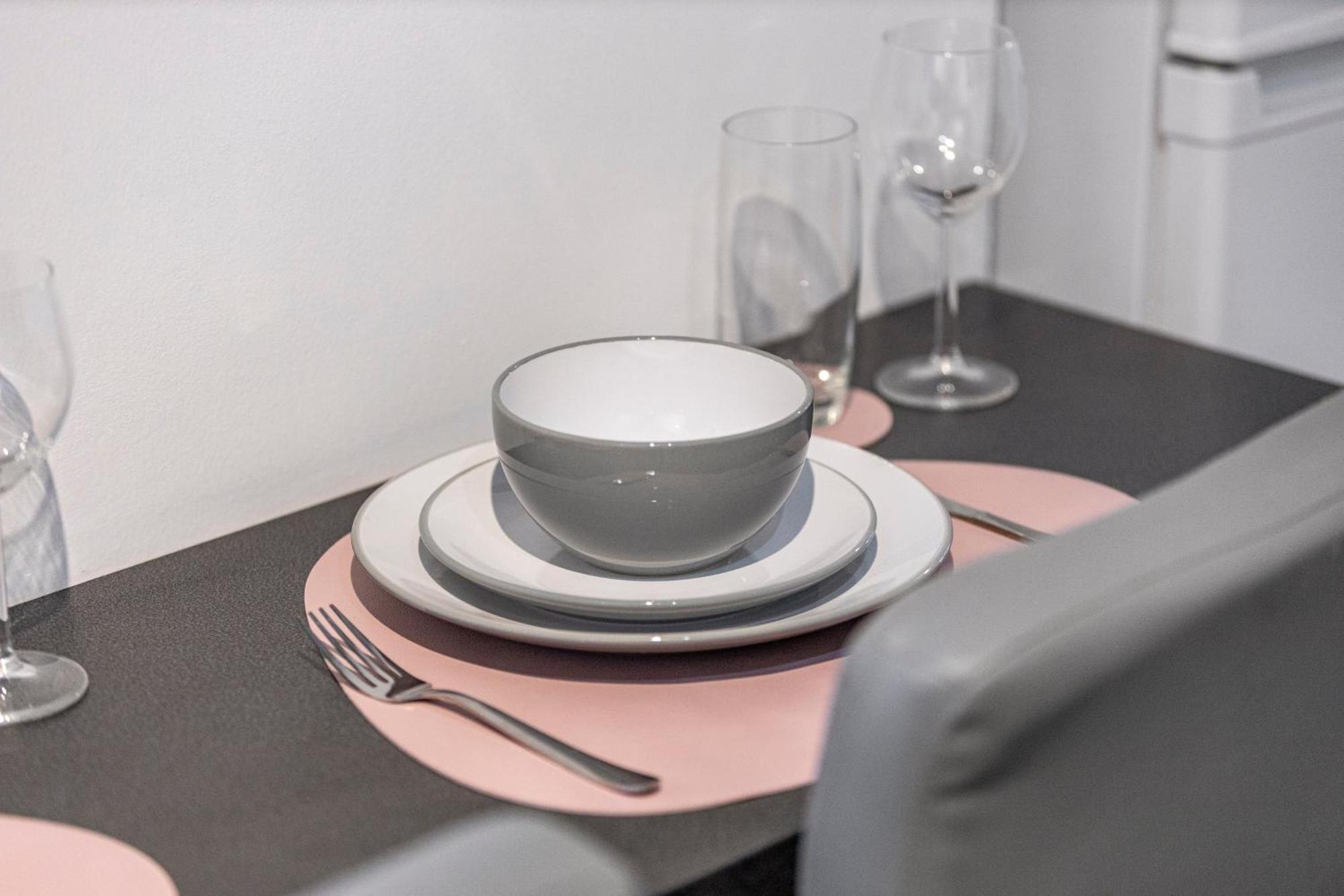 Apartment Elms London
