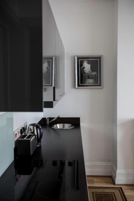 Imperial Airways Sw10 Apartment London