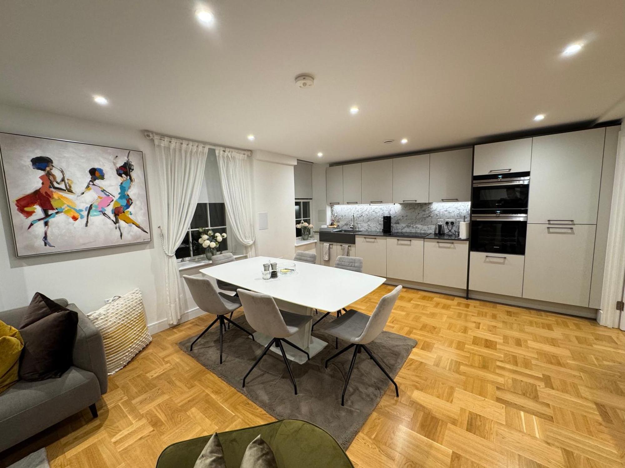 High Luxury Flat For 6 People Close To Earl's Court Zone 1 * Londres