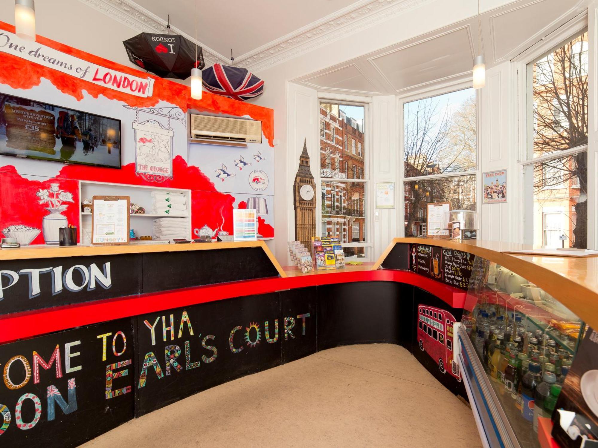 Yha Earl's Court Hostel *