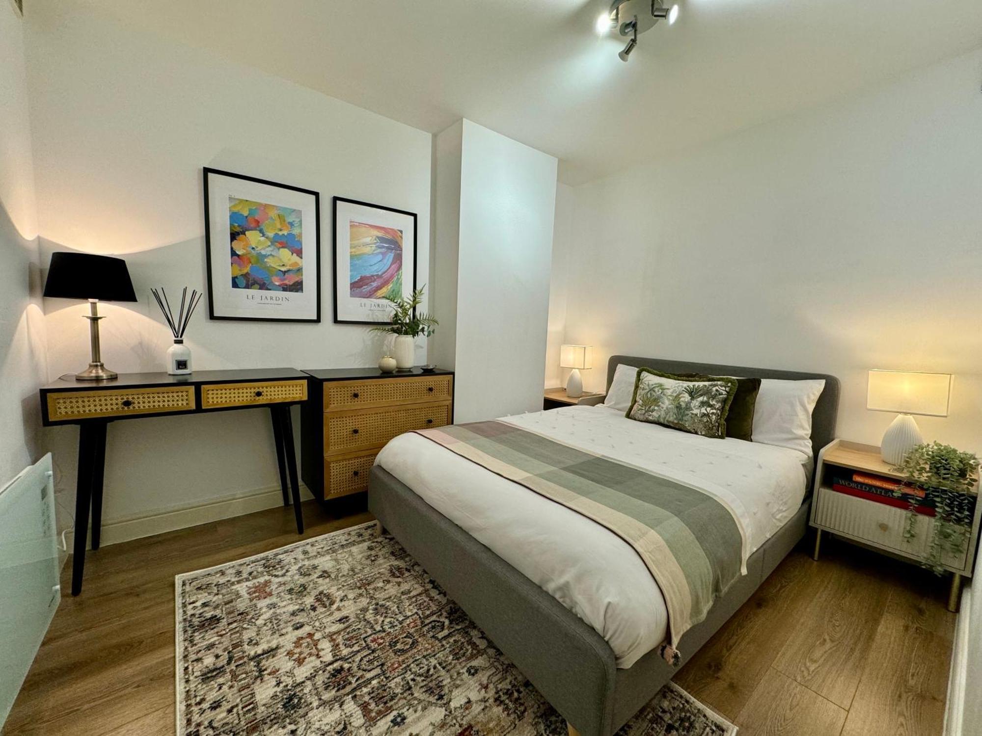 Apartment 2br L 2ba With Patio-sleep 6