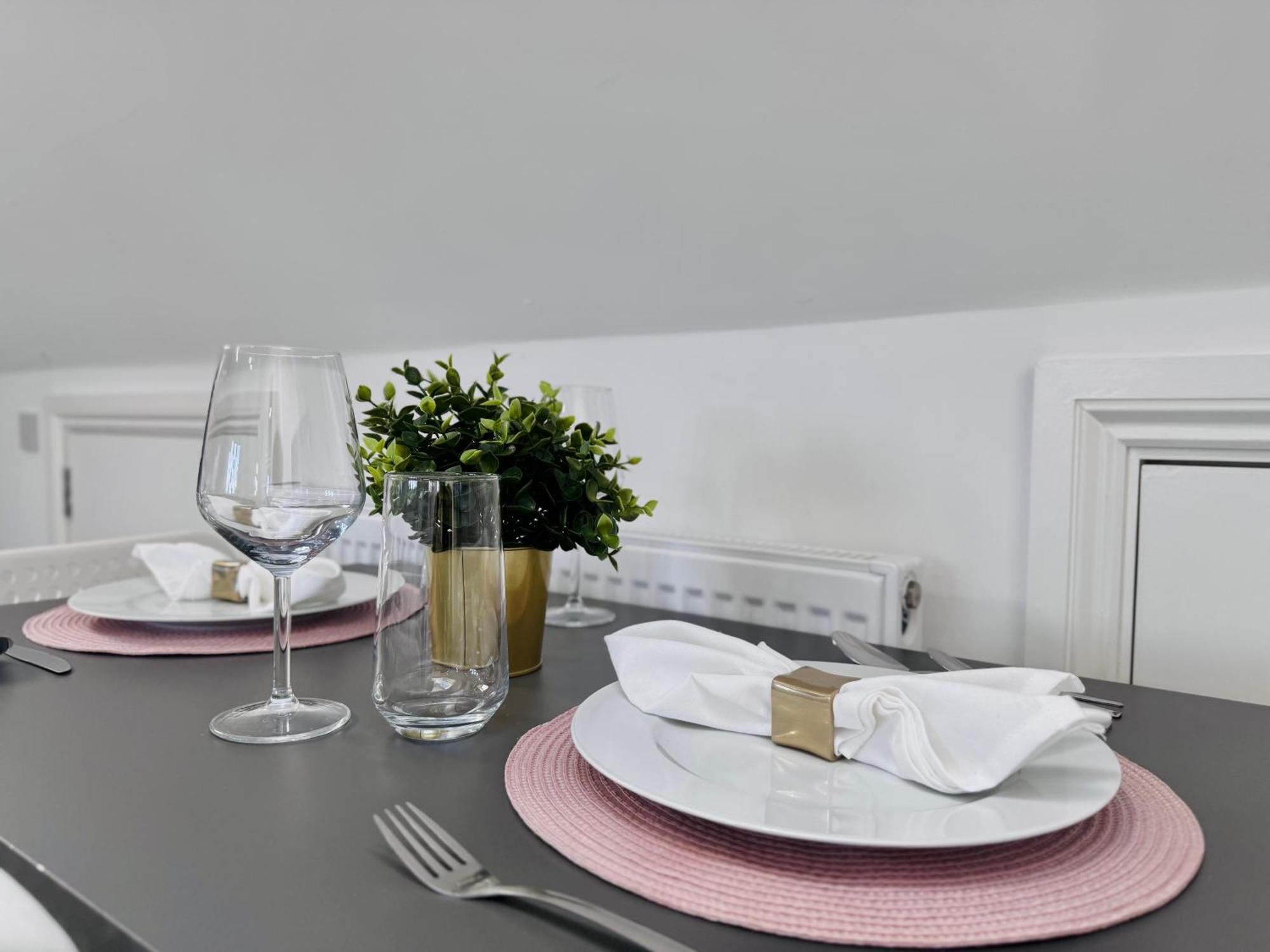 Bright Loft 30min To Leilighet *