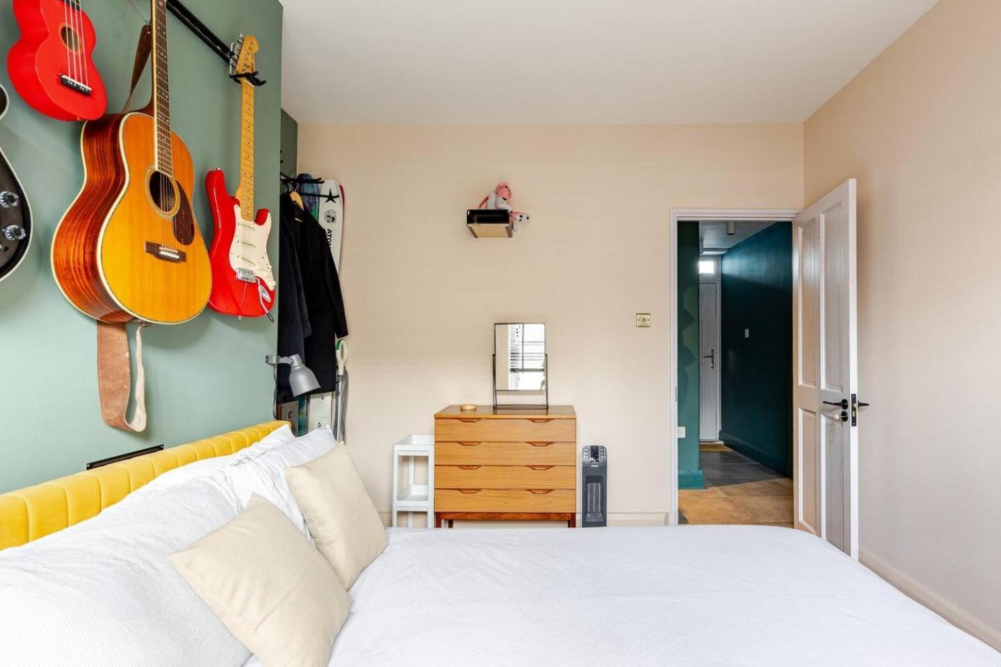 Two Bedroom Flat In Stoke Newington Apartment *
