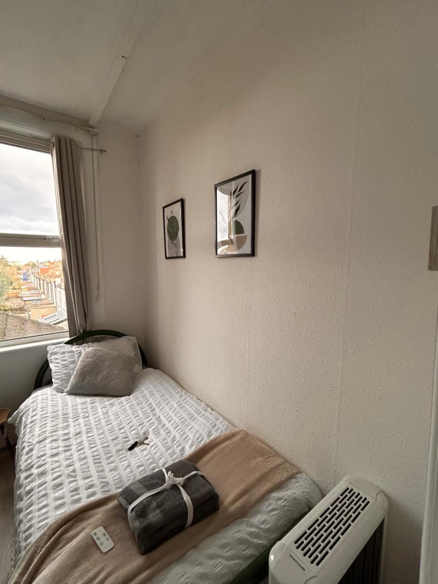 Cozy Single Near Station Homestay London