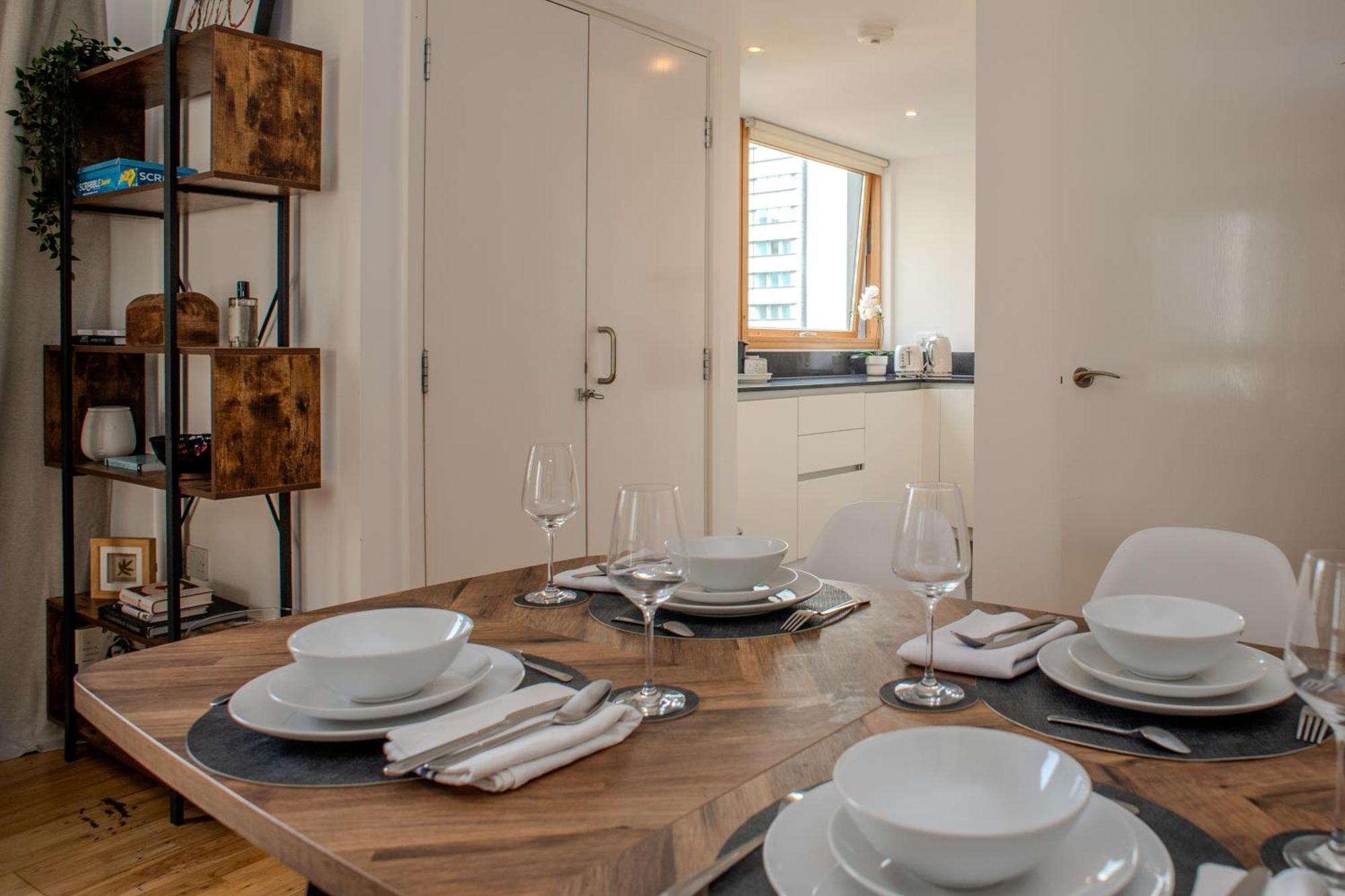 Luxury Cosy With Stunning Skyline Views! London