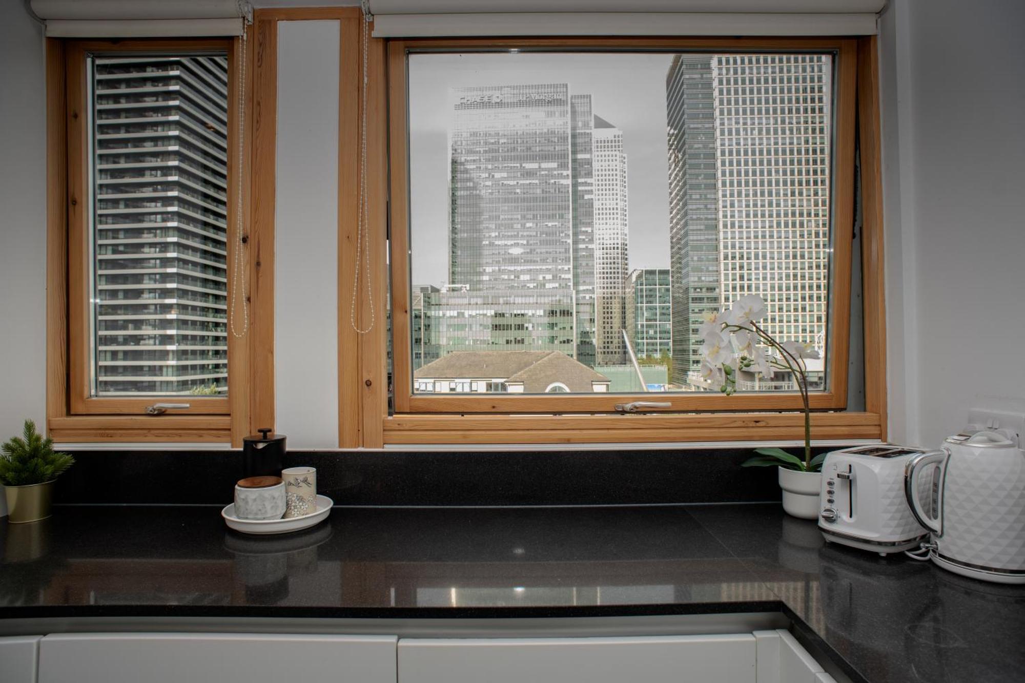 Luxury Cosy With Stunning Skyline Views! Apartment London