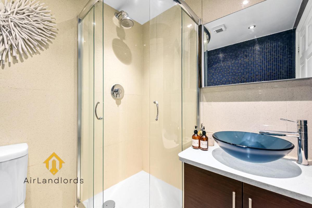 Apartment Exclusive 2bed 2bath Flat In Swiss