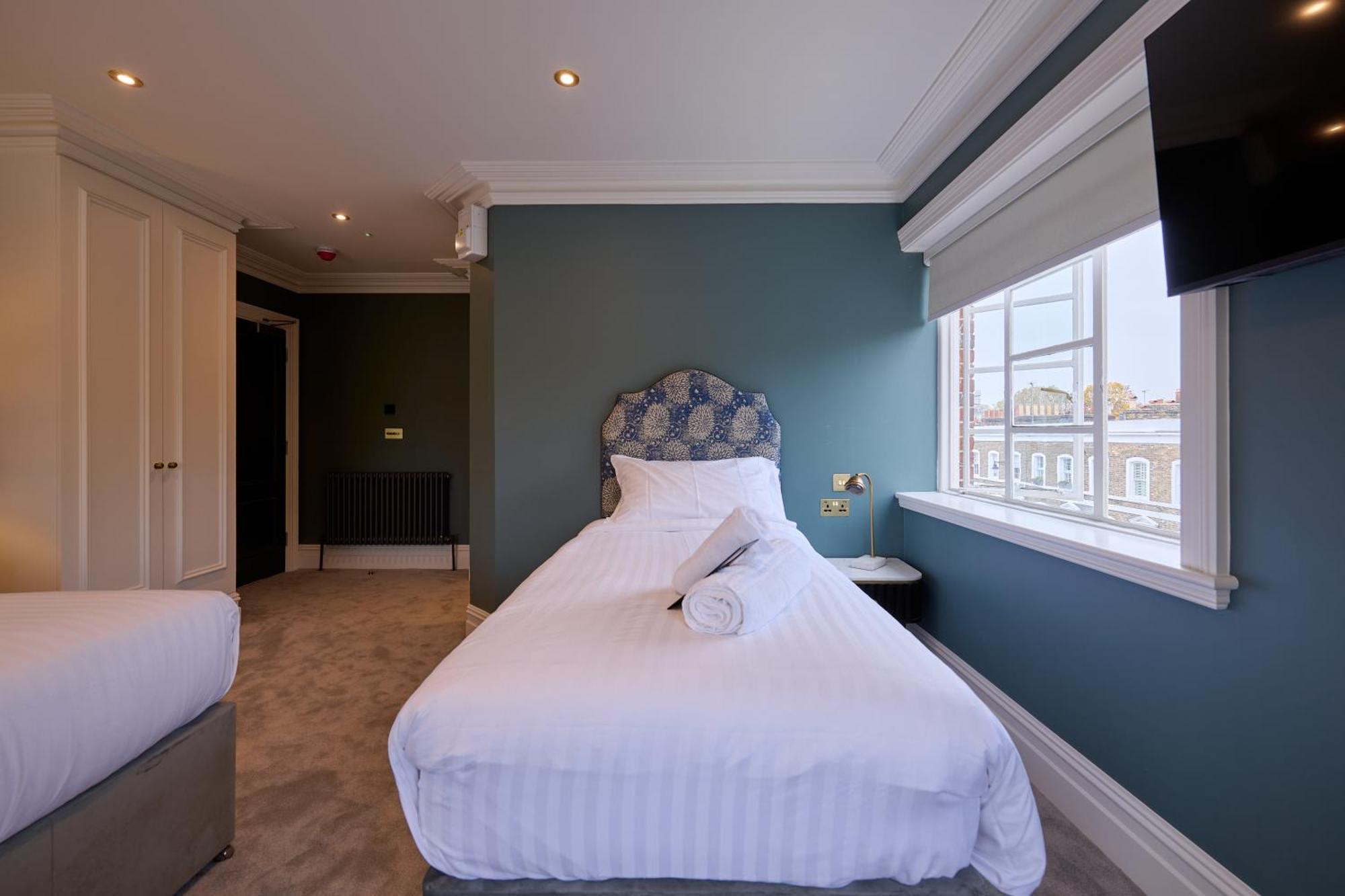 The Hanbury Townhouse * London