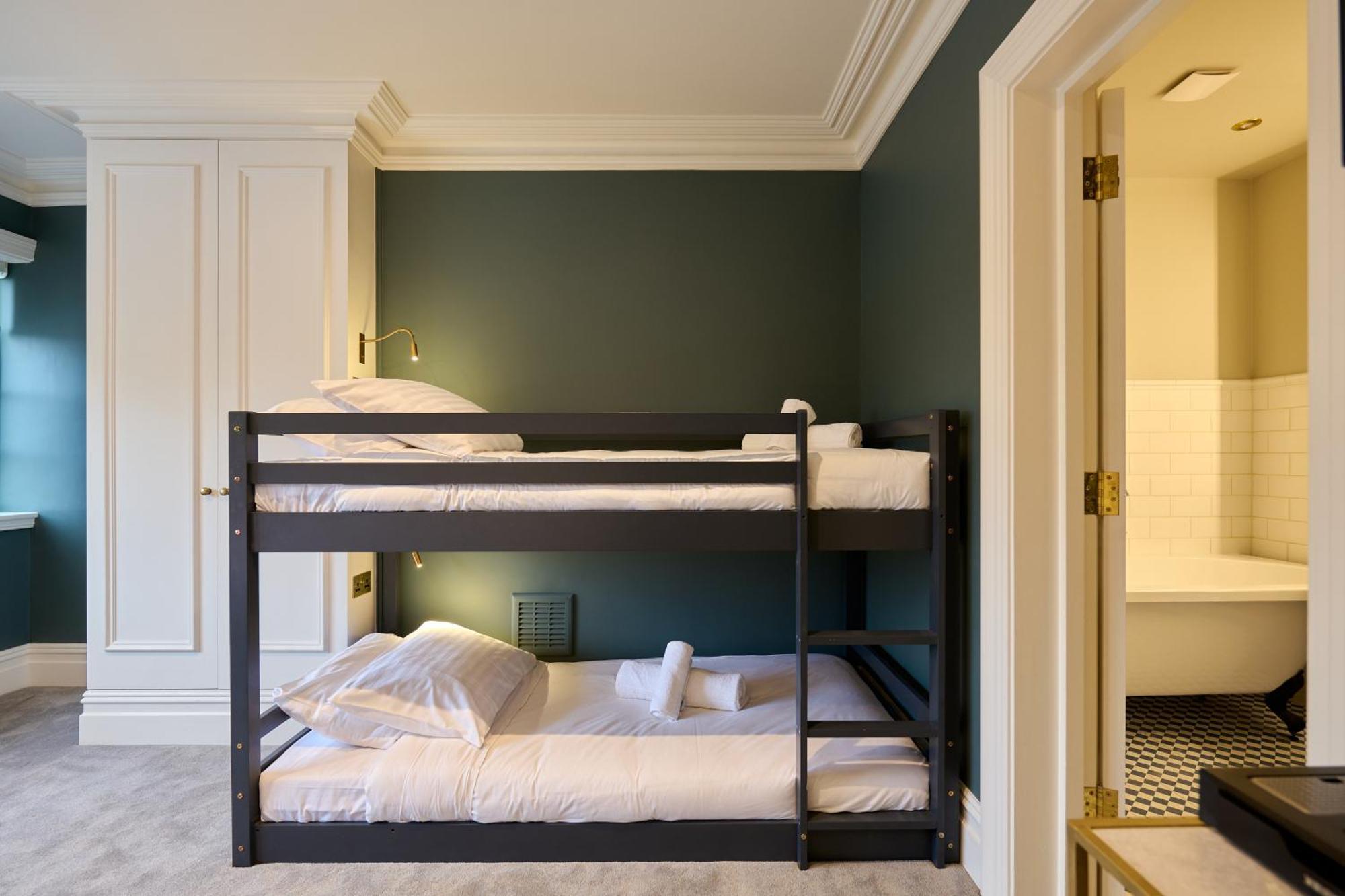 The Hanbury Townhouse * London