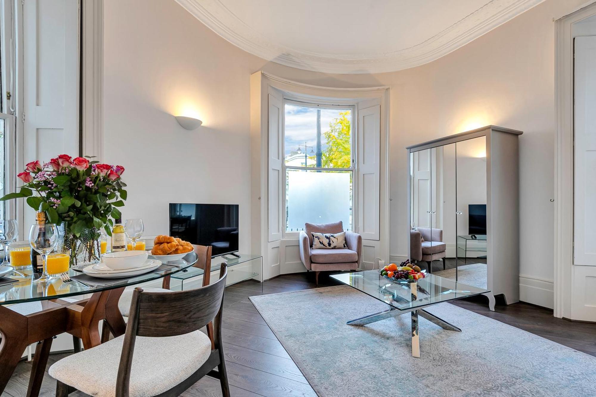 Flat In Victoria Apartamento