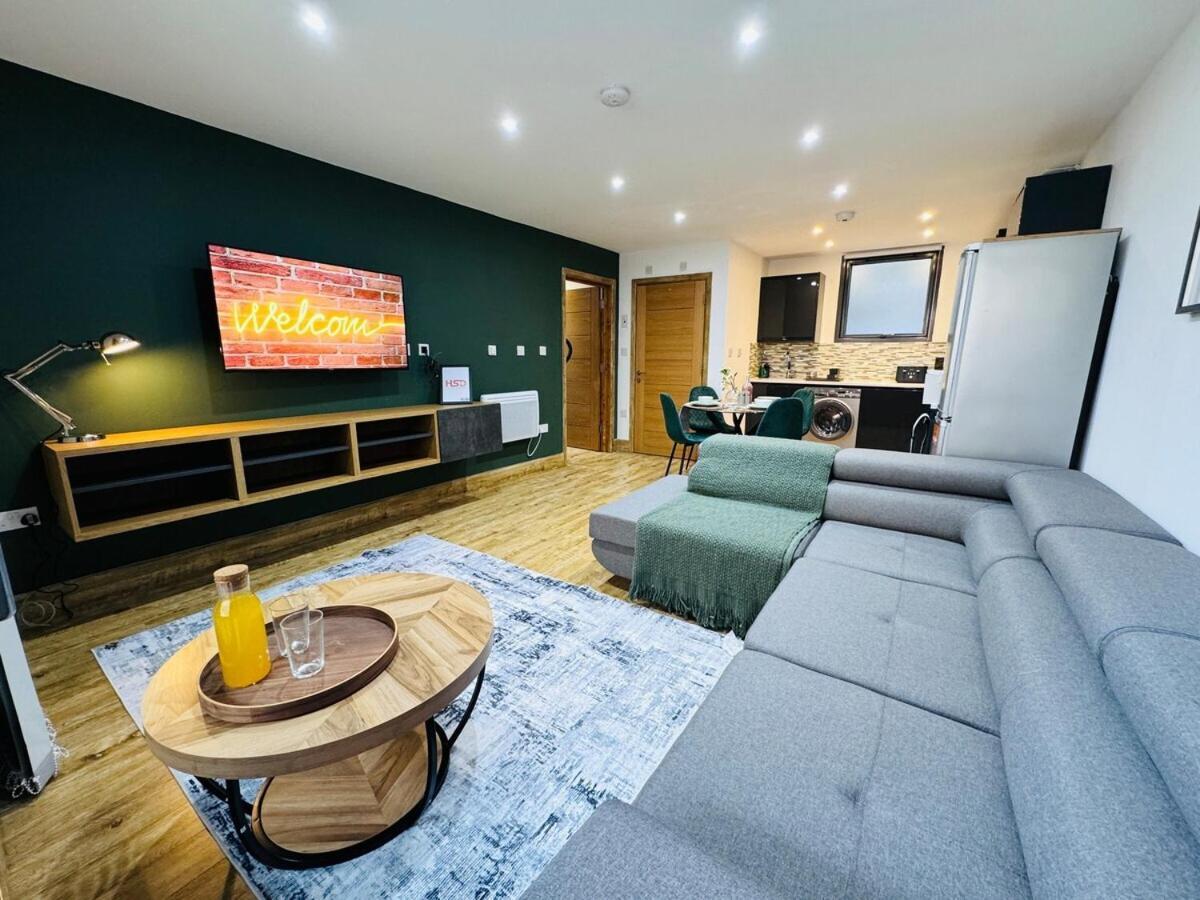 The Edge Ft4 Apartment London