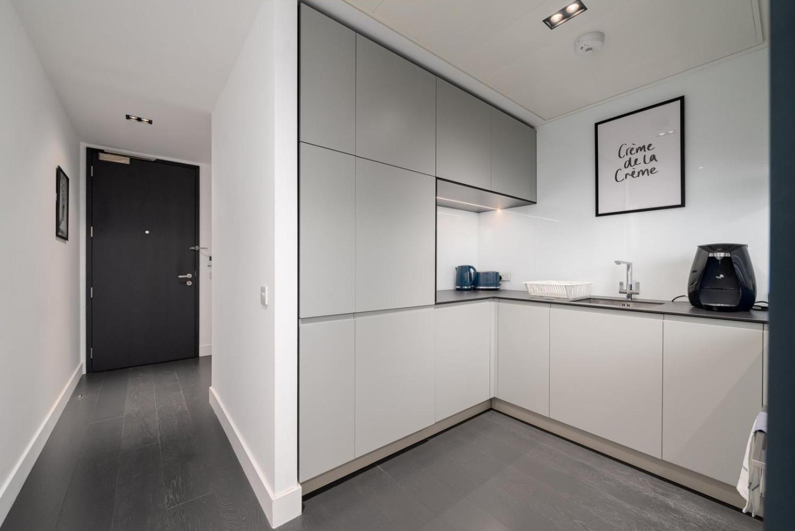 Guestready - Modern Living With Skyline Views London