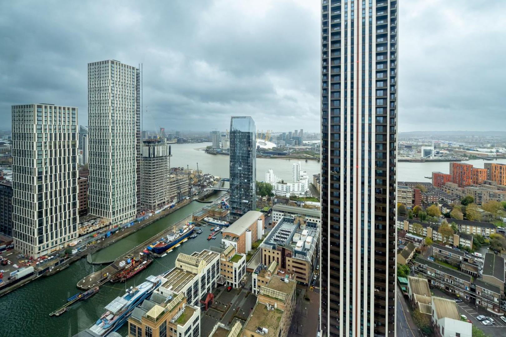 Guestready - Modern Living With Skyline Views *