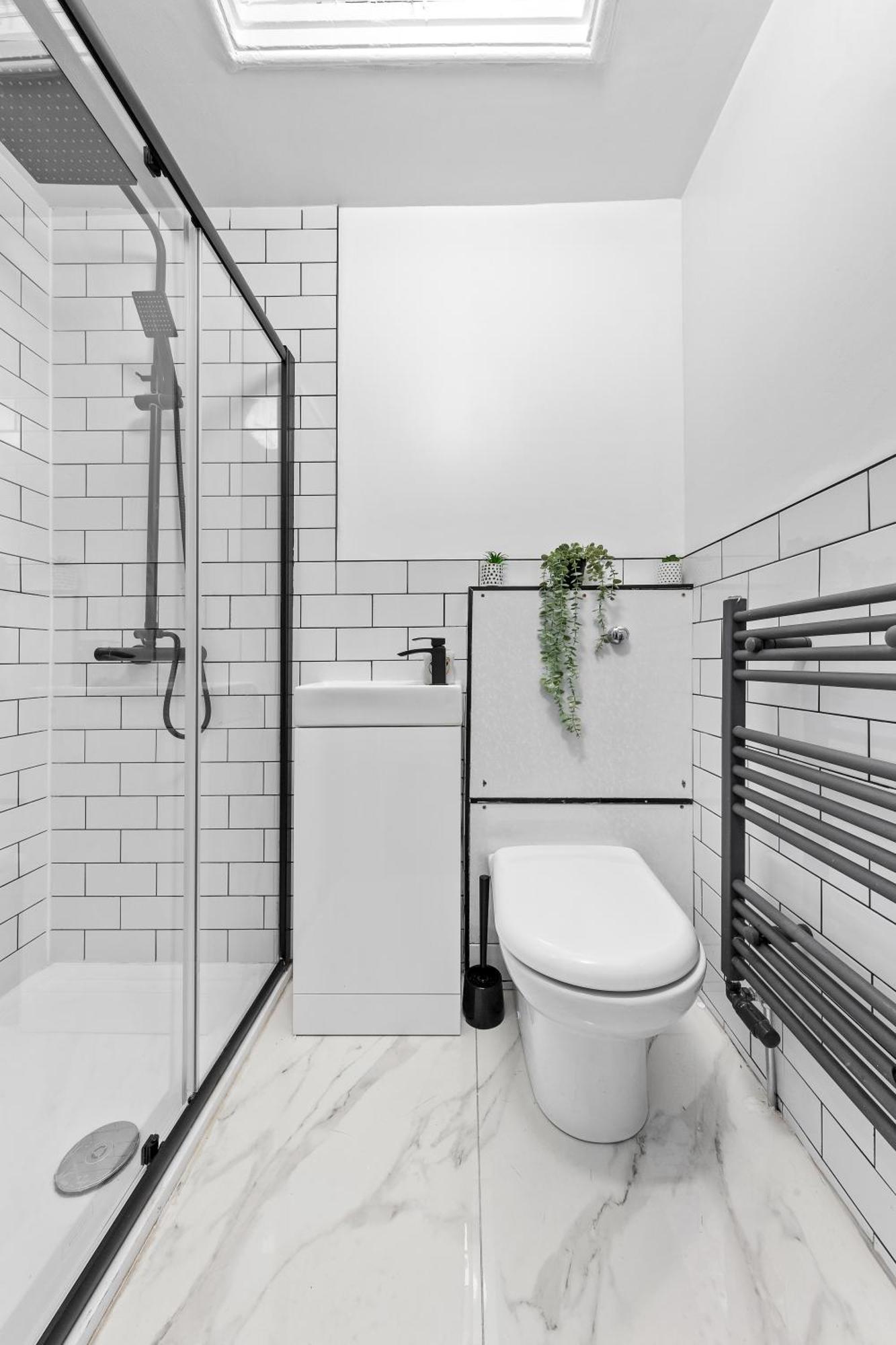 Ahava House * London