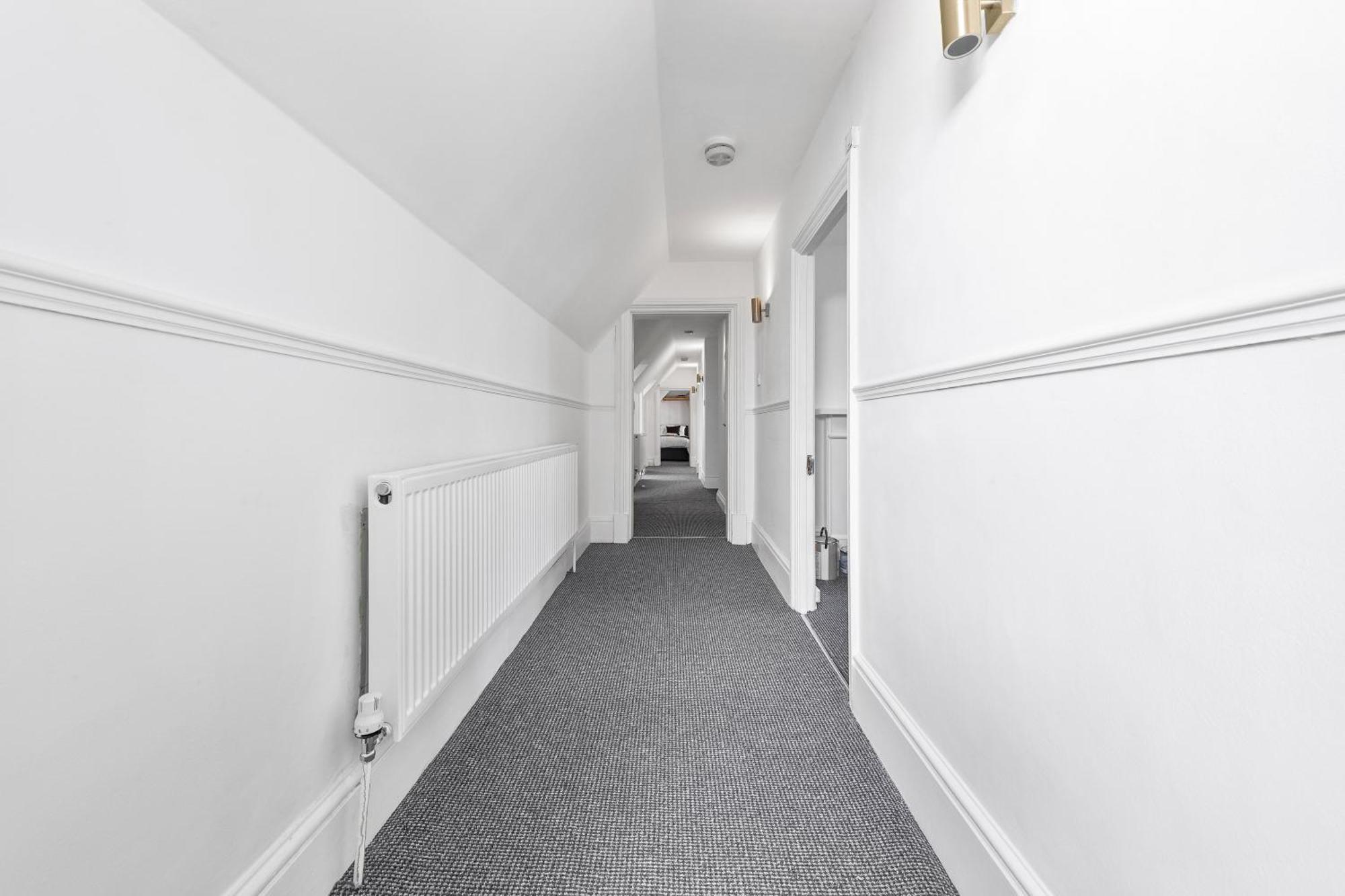 Ahava House Apartment *