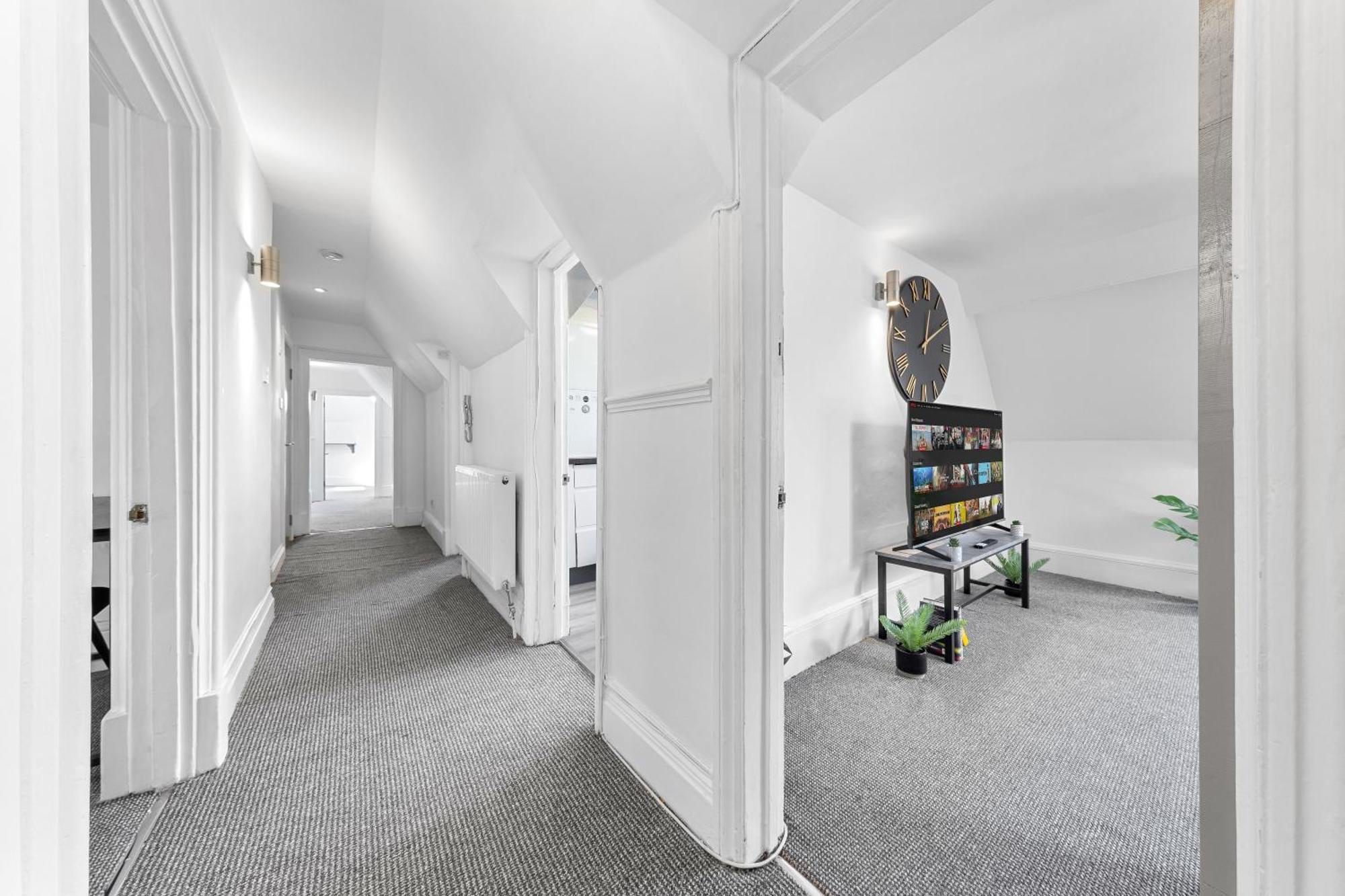 Ahava House Apartment *