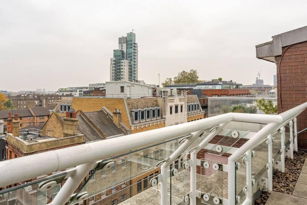 Stunning Duplex Penthouse With Shard Views Apartment *