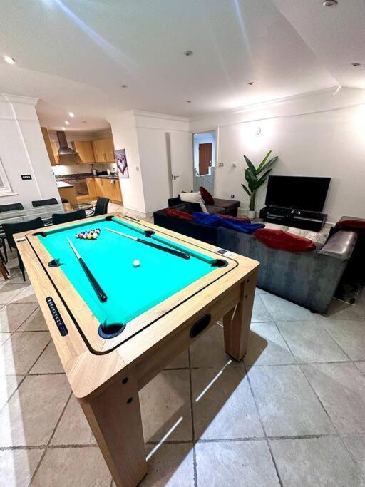 Stunning Duplex Penthouse With Shard Views Apartment London