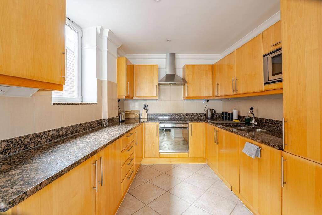 Stunning Duplex Penthouse With Shard Views Apartment London