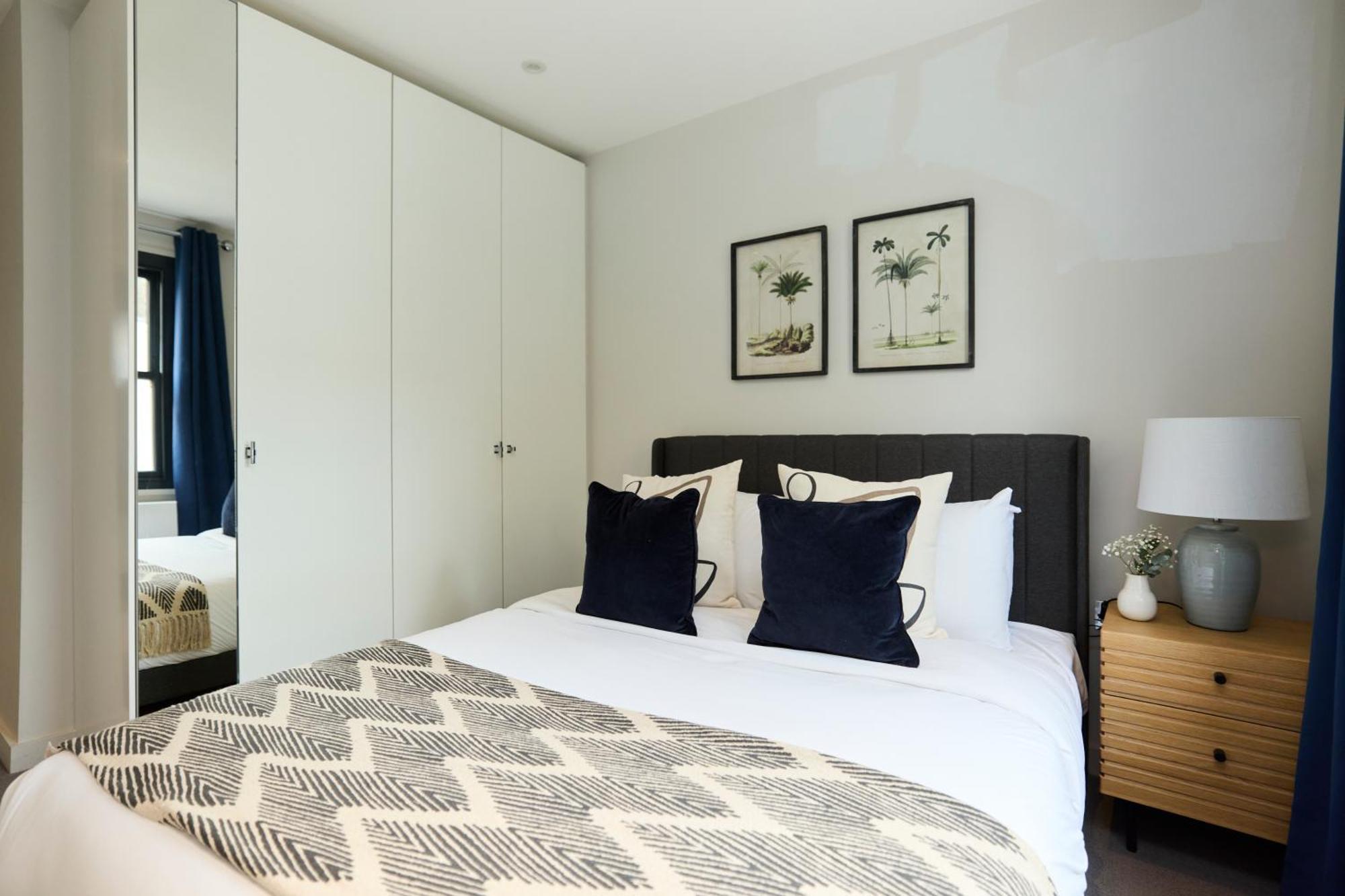 The Fulham Classic - Spacious 4bdr House With Balcony And Garden Apartment *