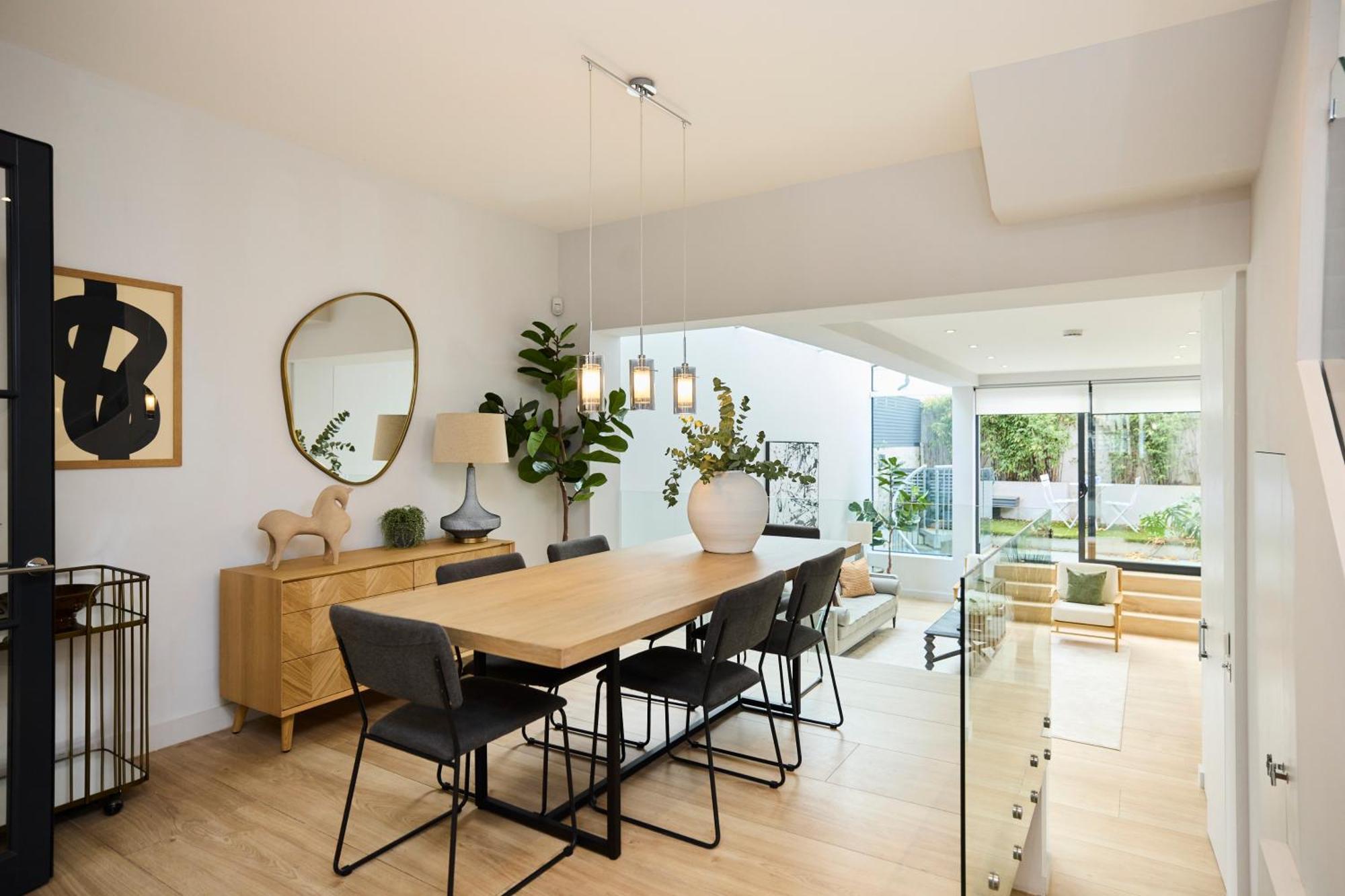 The Fulham Classic - Spacious 4bdr House With Balcony And Garden London