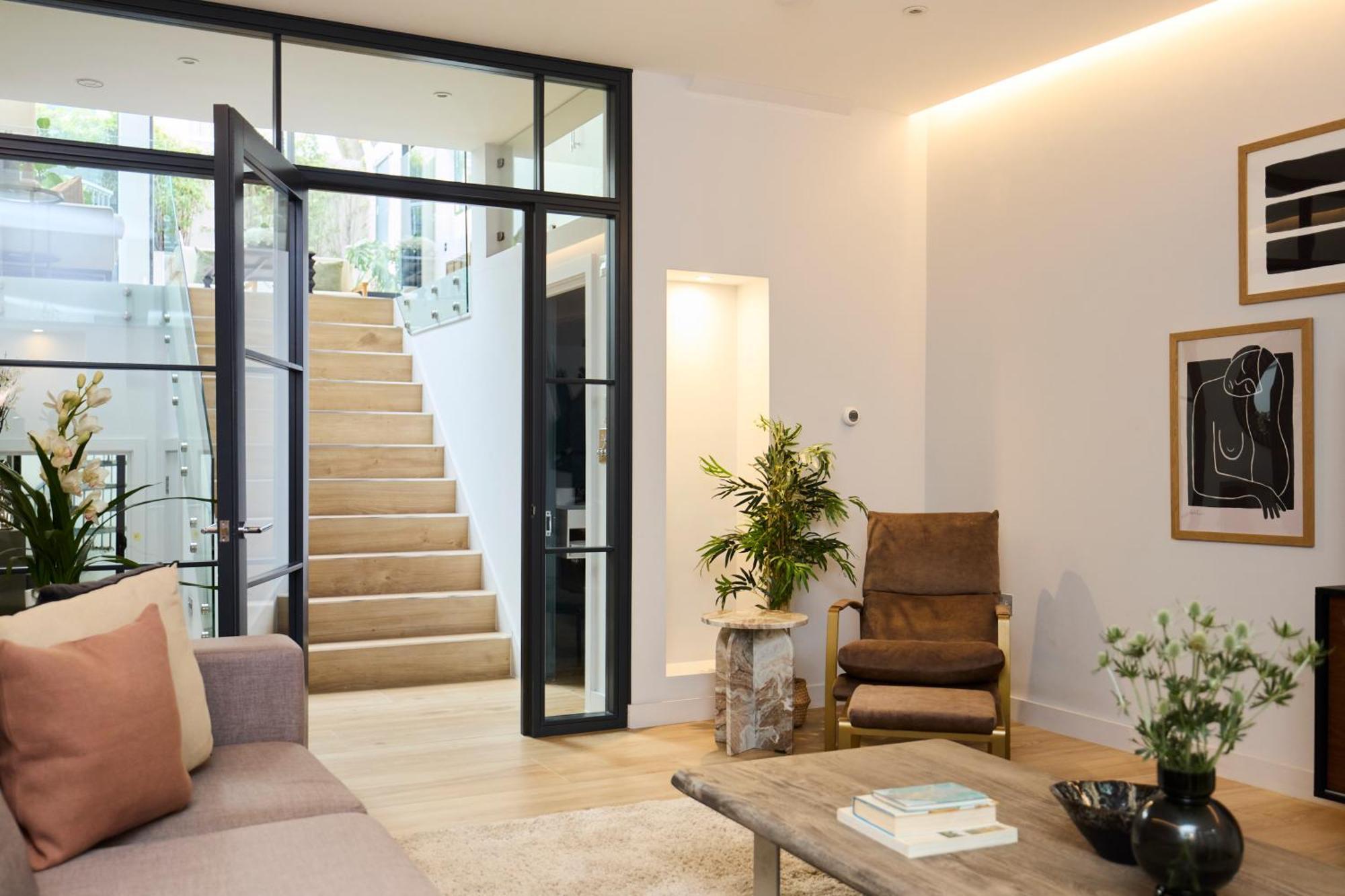 The Fulham Classic - Spacious 4bdr House With Balcony And Garden Apartment *
