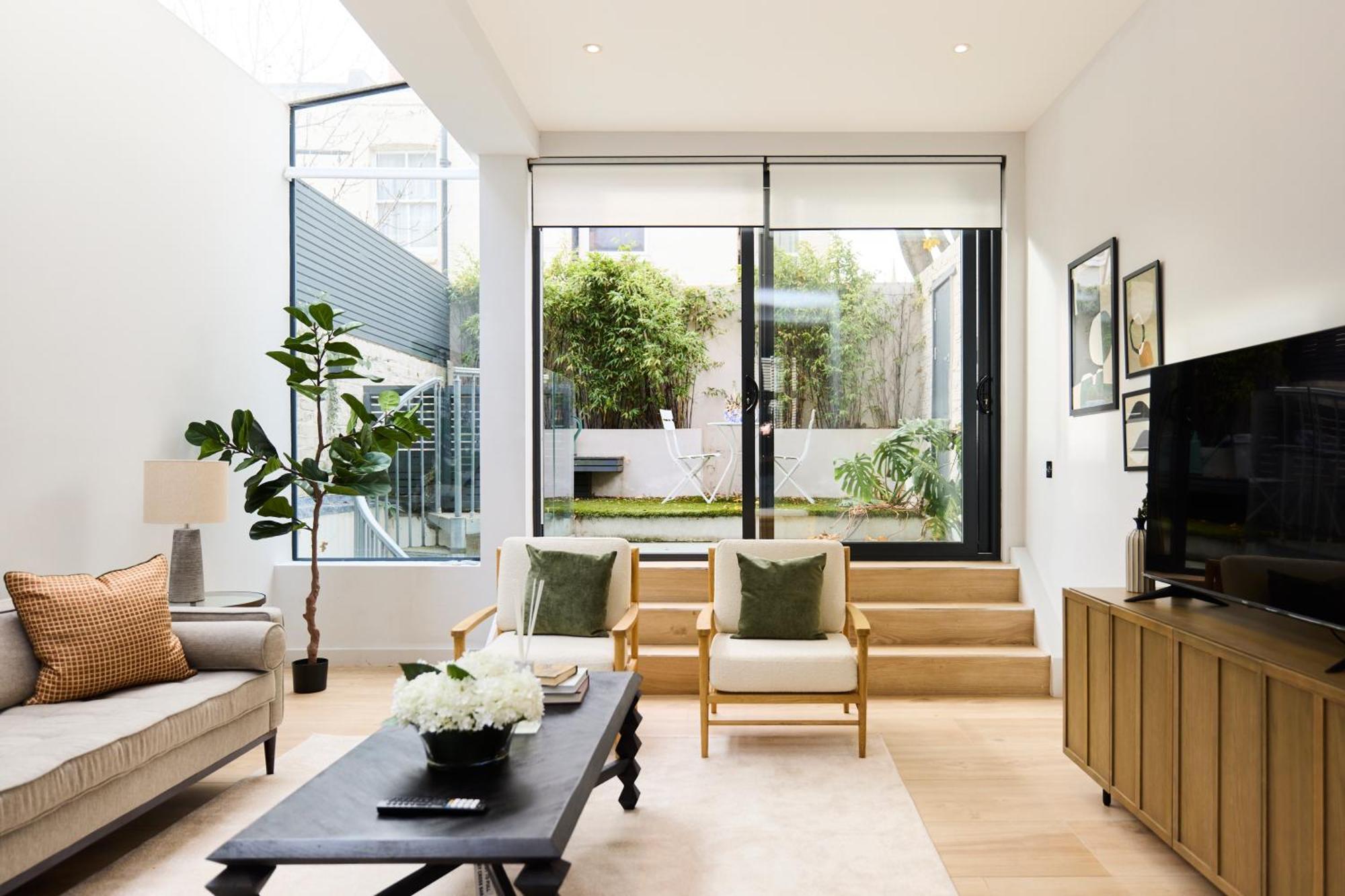 The Fulham Classic - Spacious 4bdr House With Balcony And Garden Apartment