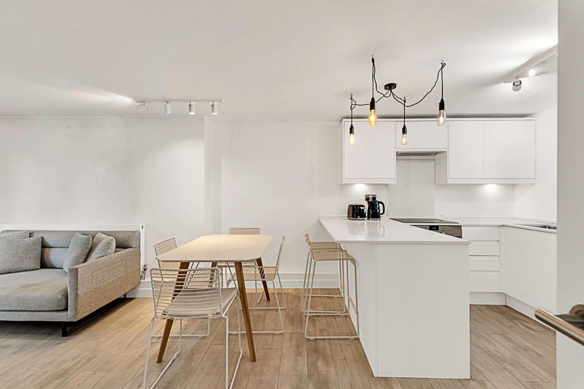 Apartment Relay Urban Charm Chelsea