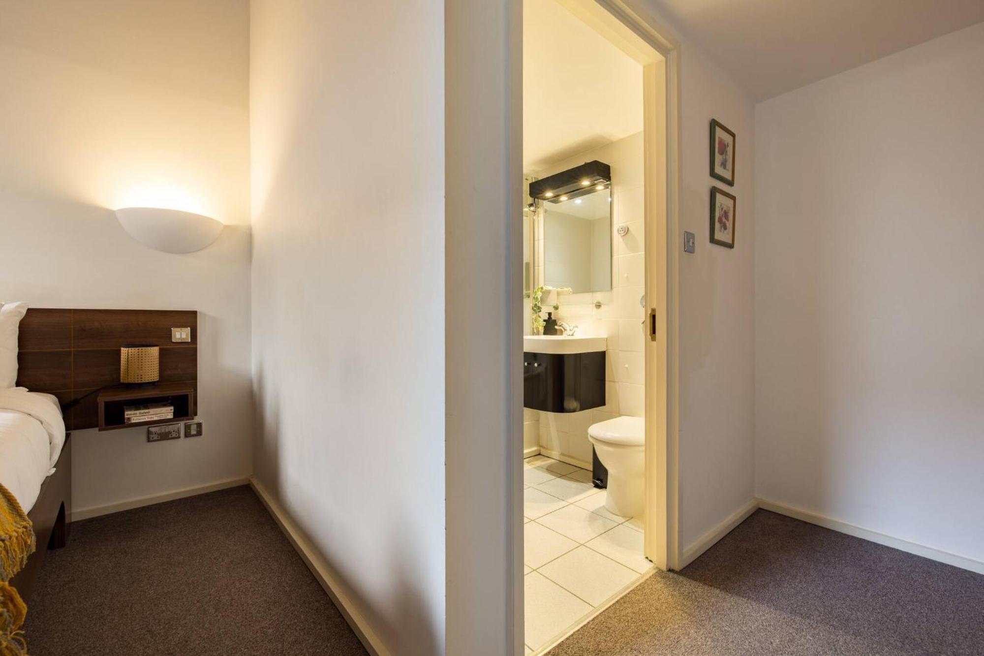 Wild Roses Serviced - Excel Warehouse 2 Appartement Londen