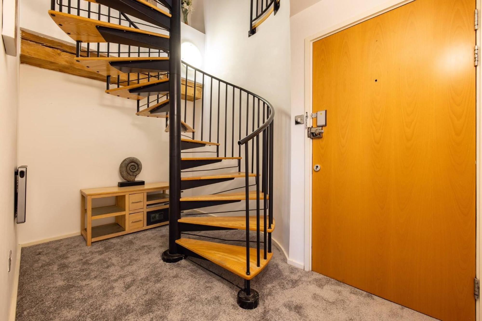 Appartement Wild Roses Serviced - Excel Warehouse 2 *