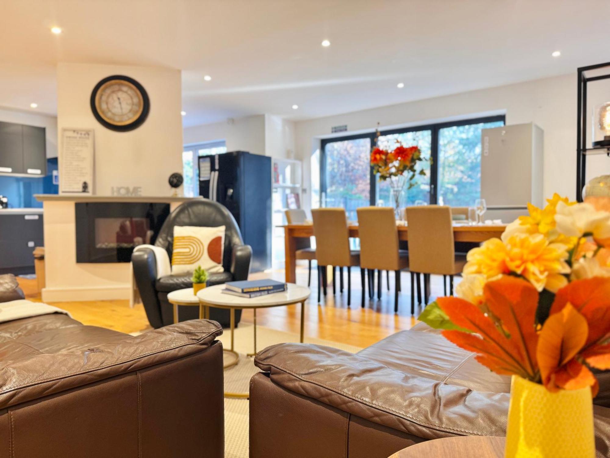 Gasthuis En-suites With Free Parking 30min To Londen