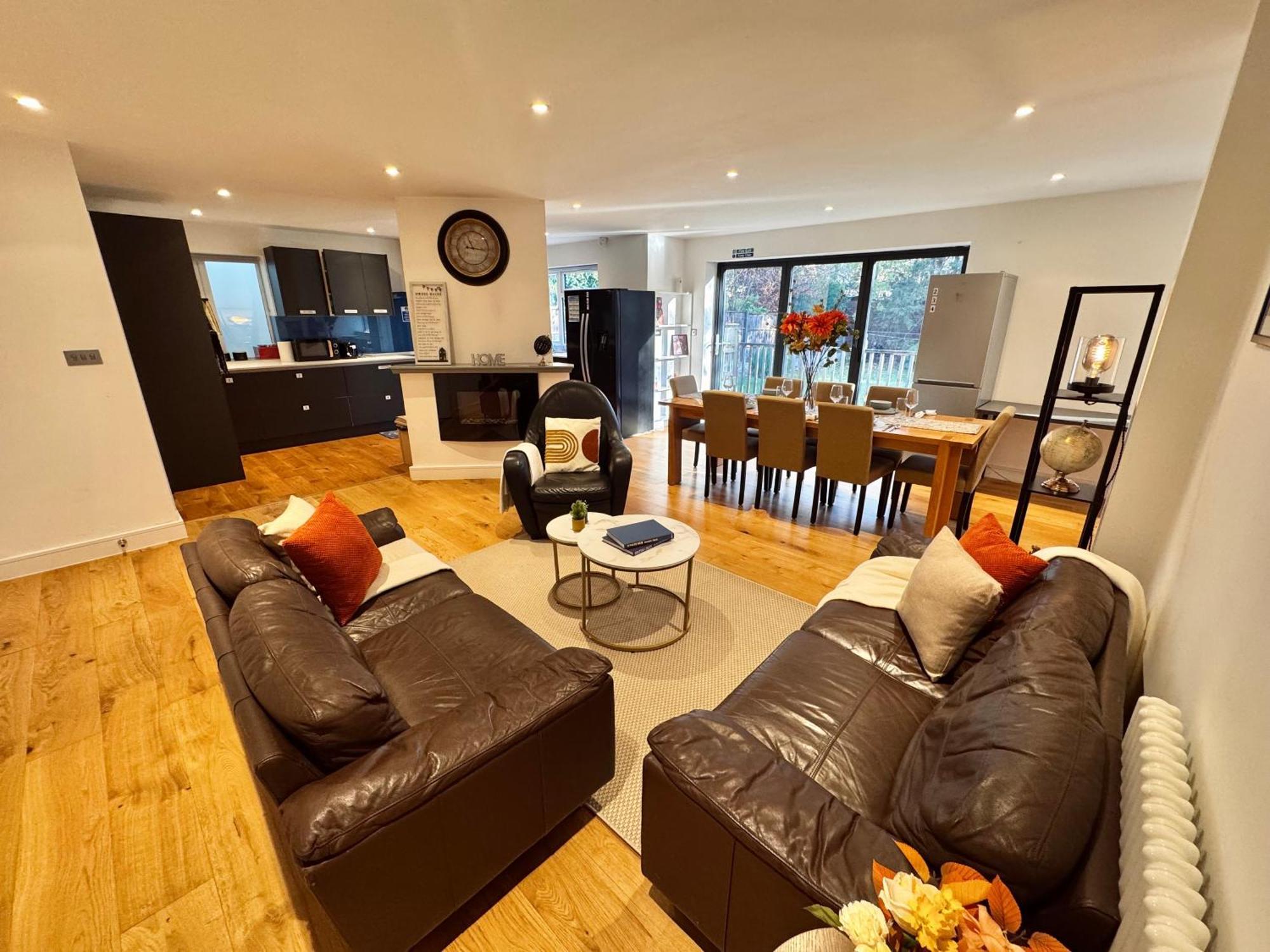 Gasthuis En-suites With Free Parking 30min To Londen