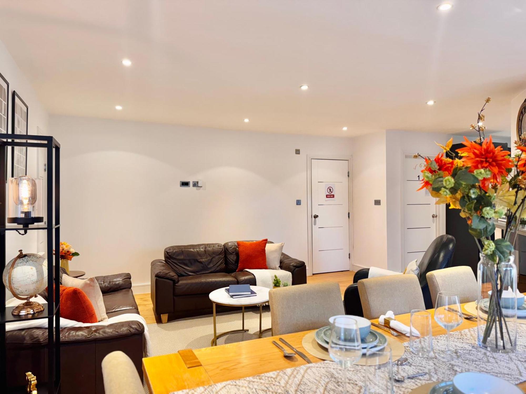 Gasthuis En-suites With Free Parking 30min To
