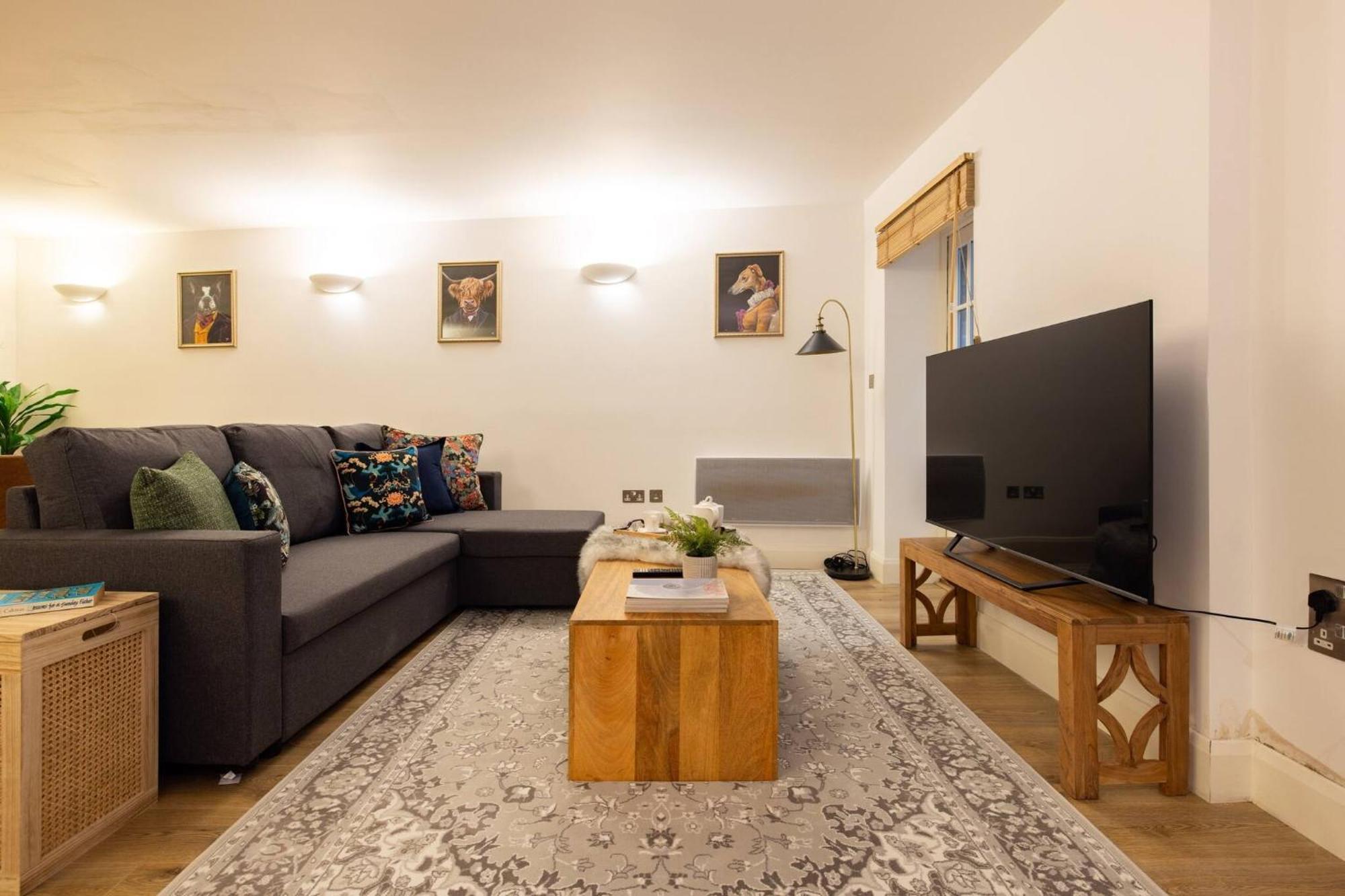 Wild Roses Serviced - Angel Appartement *