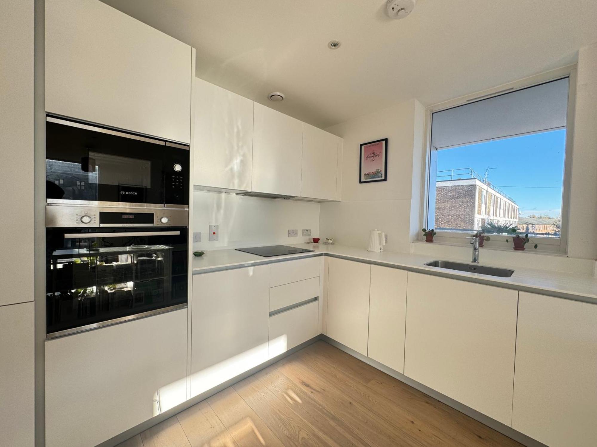 Sunfilled 2bd Hideaway By Victoria Park