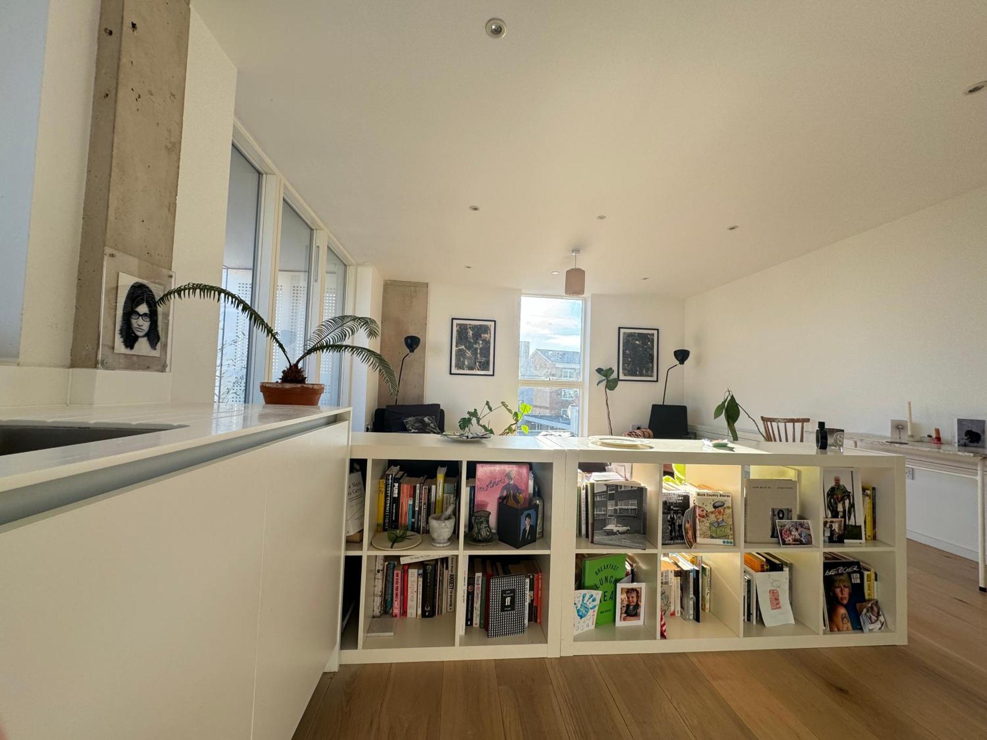 Sunfilled 2bd Hideaway By Victoria Park *