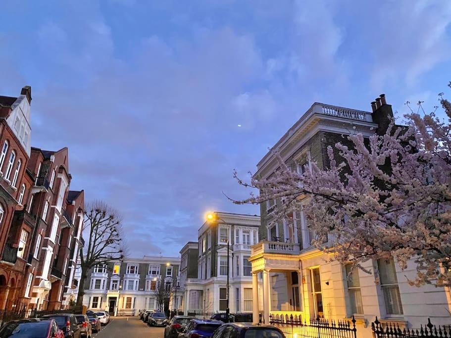 Balcony Flat In Victorian West Kensington Mansion Leilighet *