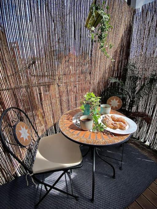 Balcony Flat In Victorian West Kensington Mansion