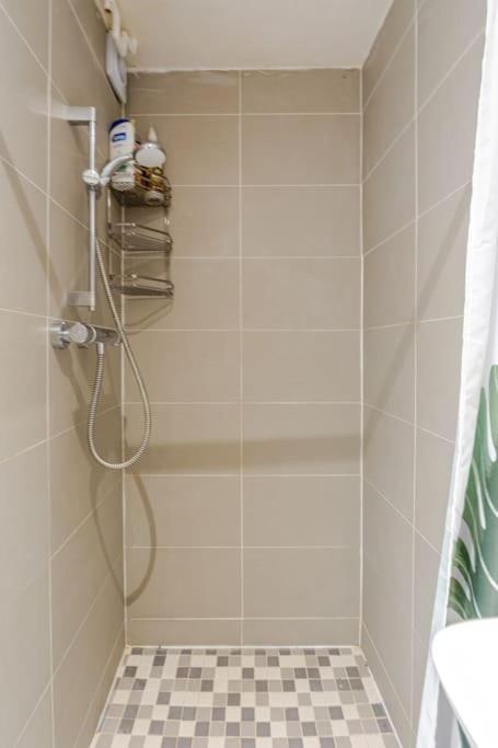 Balcony Flat In Victorian West Kensington Mansion *