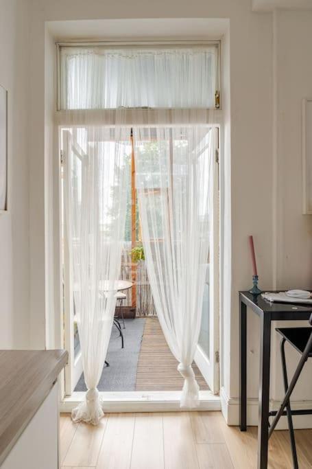 Balcony Flat In Victorian West Kensington Mansion Leilighet